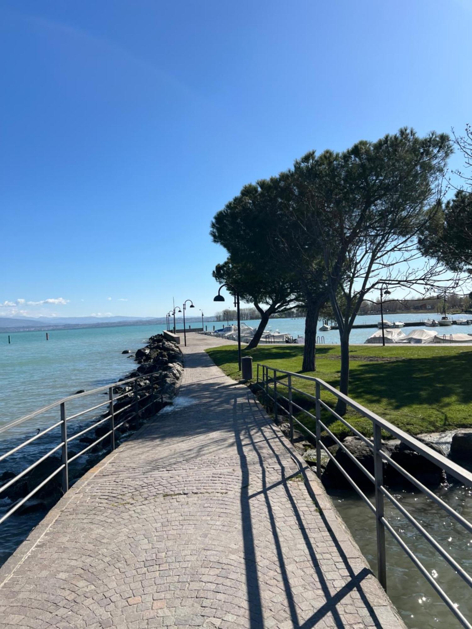 La Vela Lejlighed Sirmione Eksteriør billede